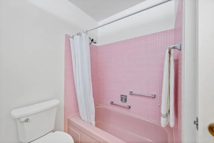 7864 Belknap Drive, Cupertino, California 95014