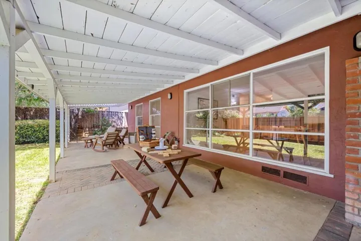 7864 Belknap Drive, Cupertino, California 95014