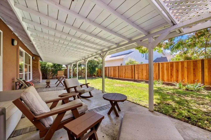 7864 Belknap Drive, Cupertino, California 95014