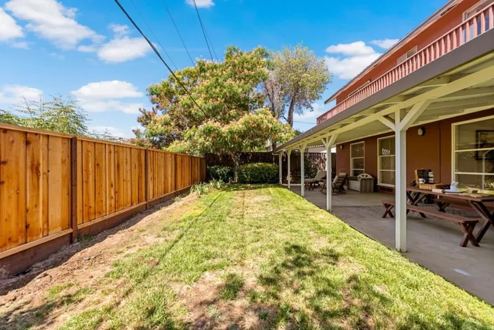 7864 Belknap Drive, Cupertino, California 95014