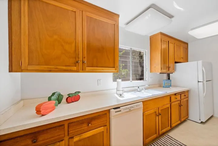 7864 Belknap Drive, Cupertino, California 95014