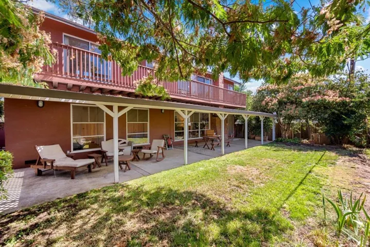 7864 Belknap Drive, Cupertino, California 95014