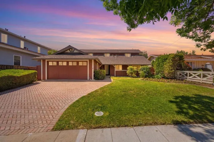 7864 Belknap Drive, Cupertino, California 95014
