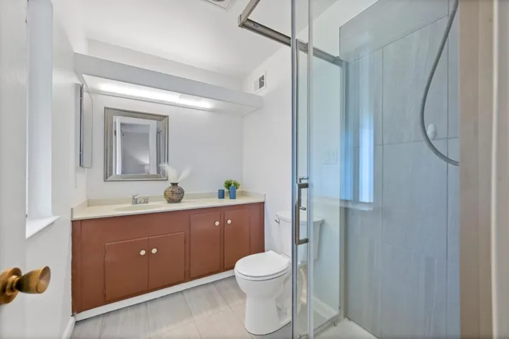 7864 Belknap Drive, Cupertino, California 95014