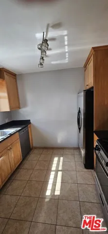 1227 S Holt Avenue 3, Los Angeles, California 90035