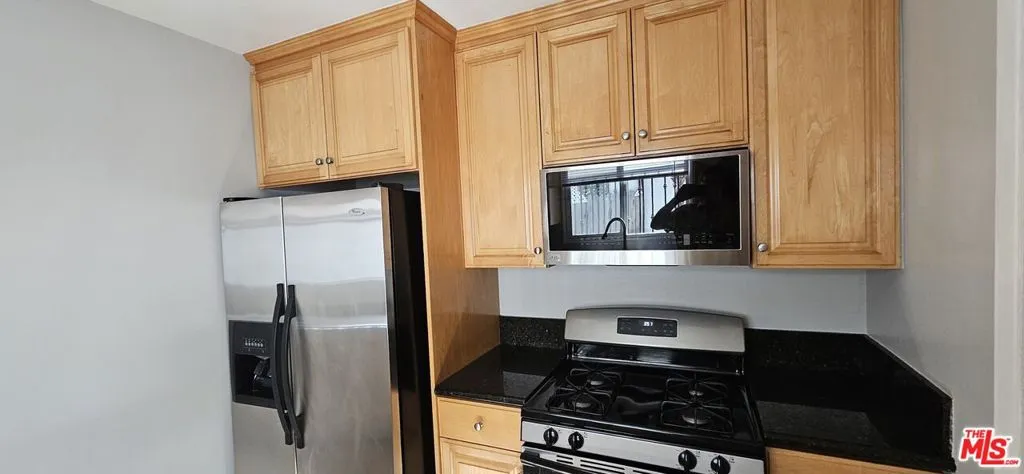 1227 S Holt Avenue 3, Los Angeles, California 90035