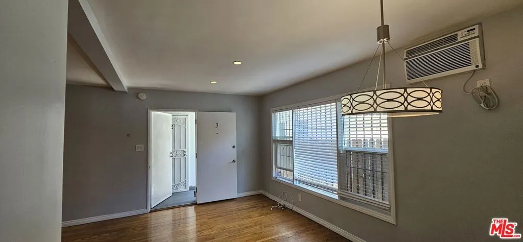 1227 S Holt Avenue 3, Los Angeles, California 90035
