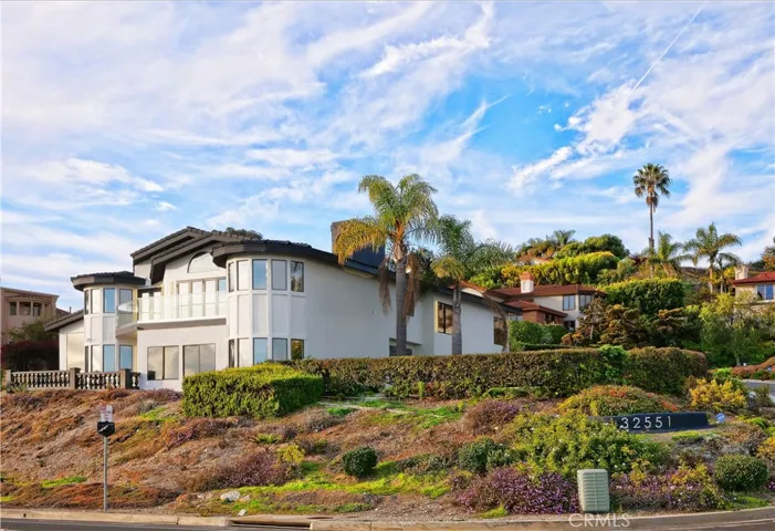32551 Seacliff Drive, Rancho Palos Verdes, California 90275