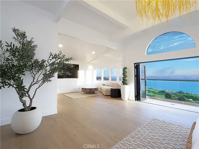 32551 Seacliff Drive, Rancho Palos Verdes, California 90275