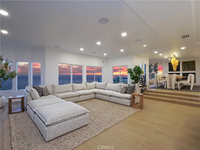 32551 Seacliff Drive, Rancho Palos Verdes, California 90275