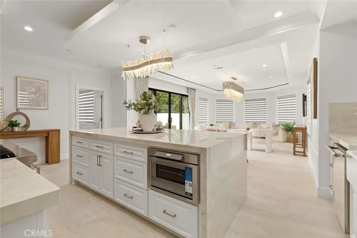 16323 Redwood, Fountain Valley, California 92708