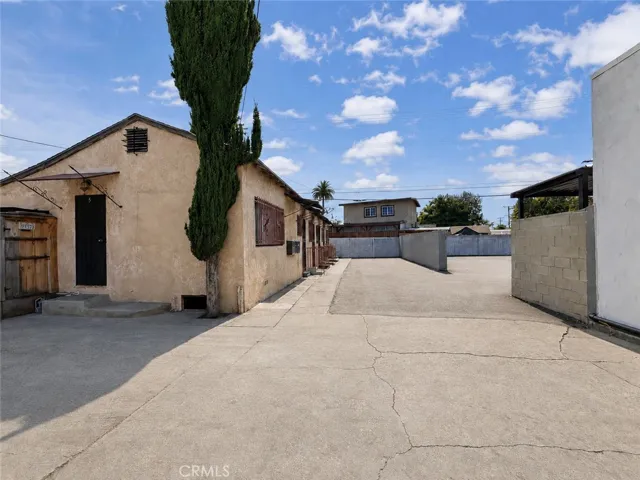 12008 Long Beach, Lynwood, California 90262