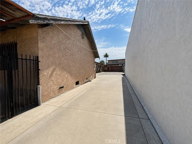12008 Long Beach, Lynwood, California 90262