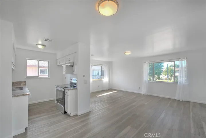 1104 S Mantle Lane 28d, Santa Ana, California 92705