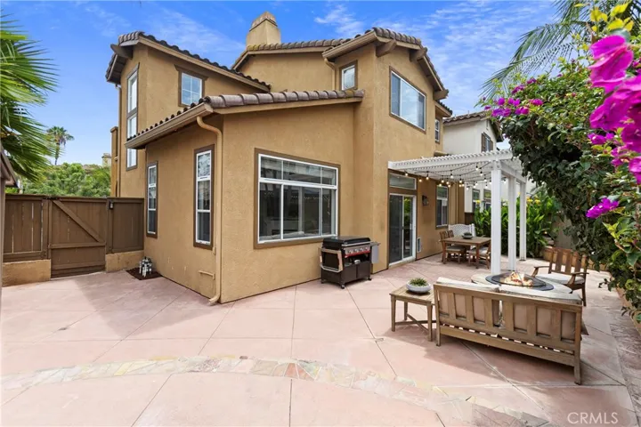 expansive wrap around yard