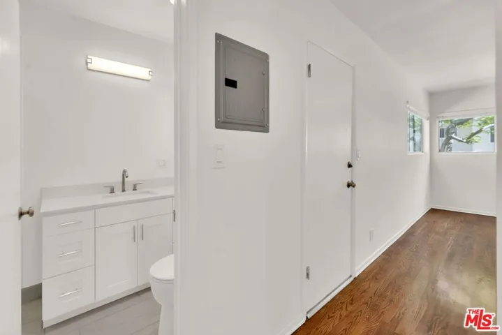950 Euclid Street A, Santa Monica, California 90403