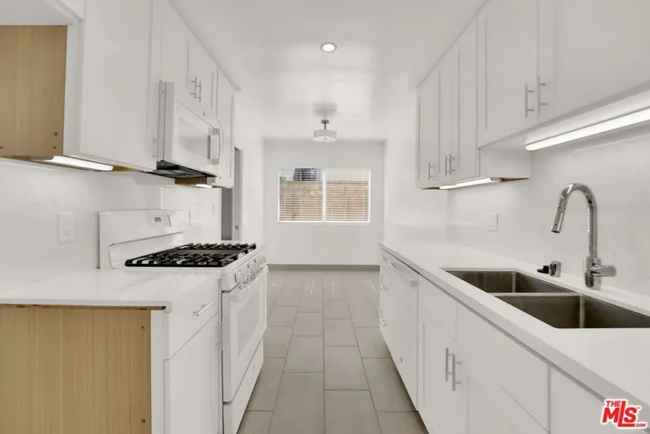 950 Euclid Street A, Santa Monica, California 90403
