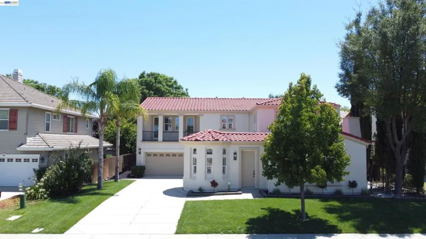 2200 Lotus Way, Tracy, California 95376