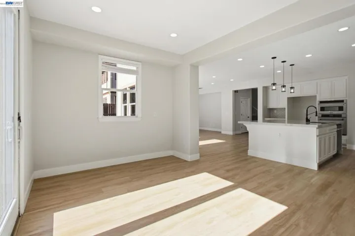 Formal Dining Room 1