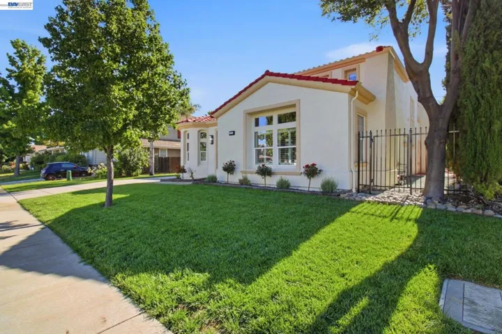 Front Curb