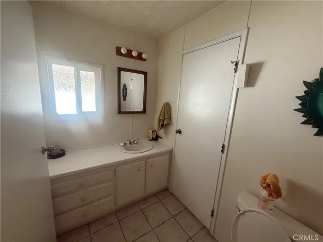 42 Coble Dr, Cathedral City, California 92234