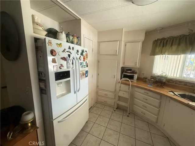 42 Coble Dr, Cathedral City, California 92234