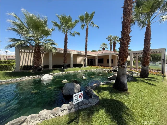 42 Coble Dr, Cathedral City, California 92234