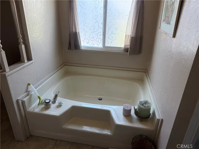 42 Coble Dr, Cathedral City, California 92234