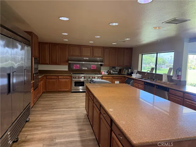 42 Coble Dr, Cathedral City, California 92234