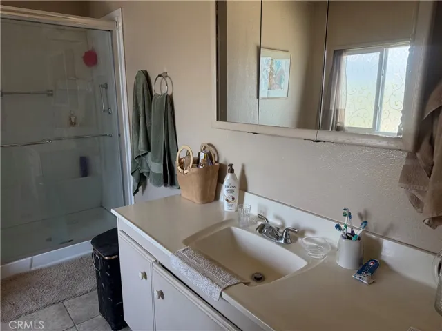 42 Coble Dr, Cathedral City, California 92234