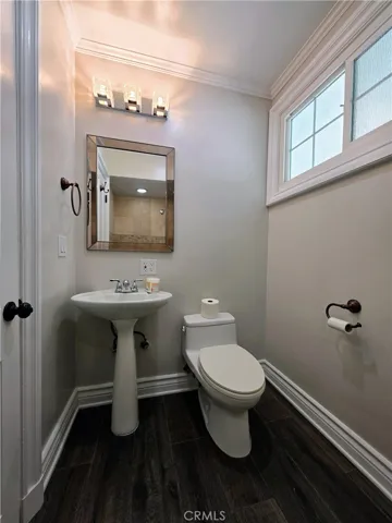 16009 Acre Street, North Hills, California 91343