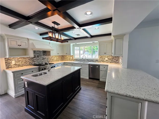 16009 Acre Street, North Hills, California 91343