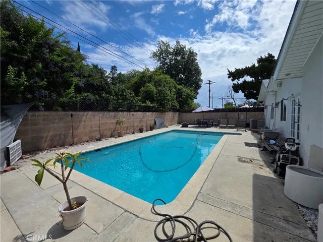 16009 Acre Street, North Hills, California 91343