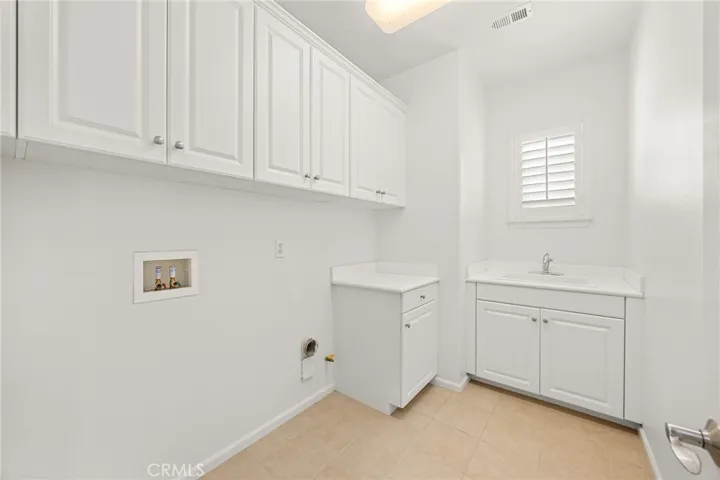 205 Summit, Lake Forest, California 92630