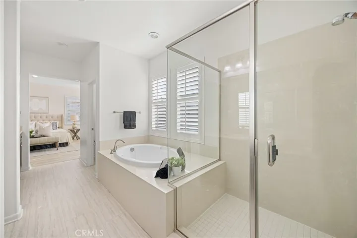205 Summit, Lake Forest, California 92630