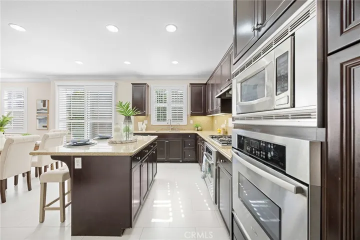 205 Summit, Lake Forest, California 92630
