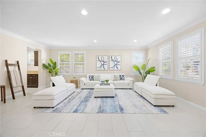 205 Summit, Lake Forest, California 92630