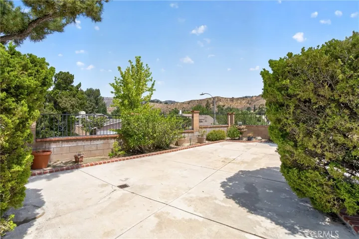 11656 Amigo Avenue, Porter Ranch, California 91326
