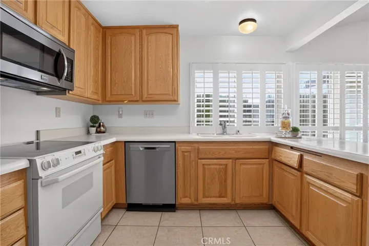 11656 Amigo Avenue, Porter Ranch, California 91326