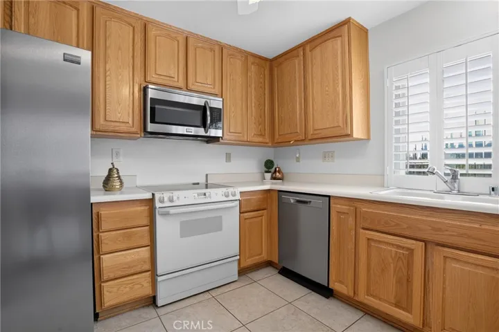 11656 Amigo Avenue, Porter Ranch, California 91326