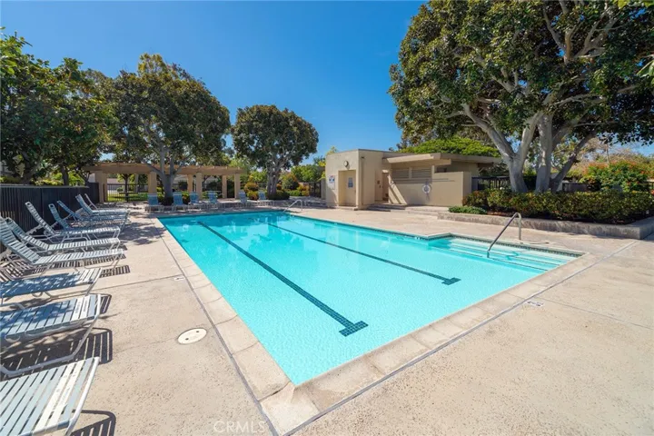 12 Silkberry, Irvine, California 92614