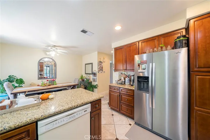 12 Silkberry, Irvine, California 92614