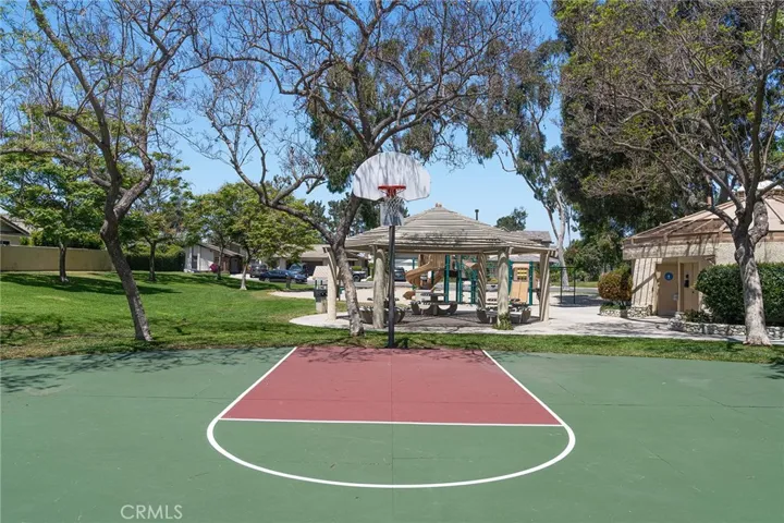12 Silkberry, Irvine, California 92614