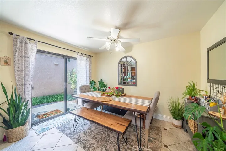 12 Silkberry, Irvine, California 92614