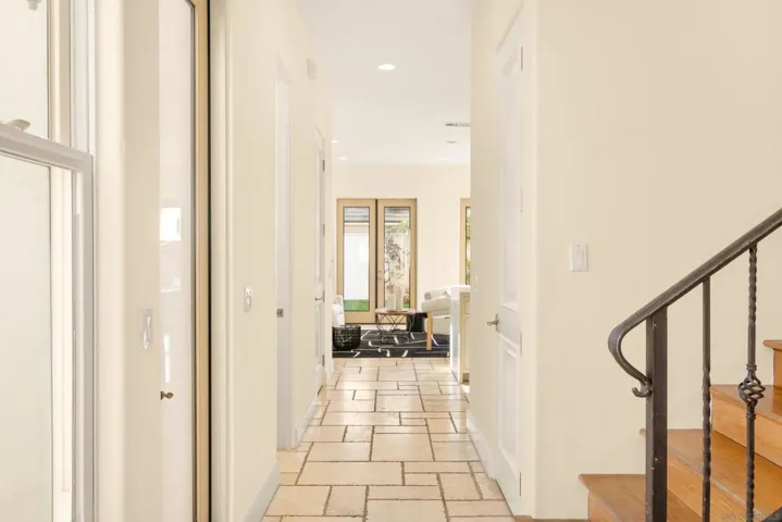 438 H, Coronado, California 92118