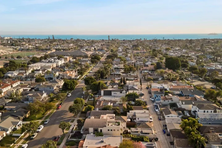 438 H, Coronado, California 92118
