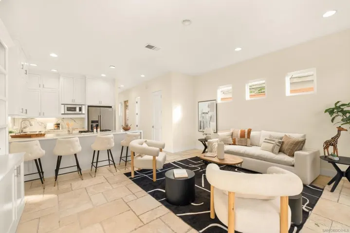 438 H, Coronado, California 92118