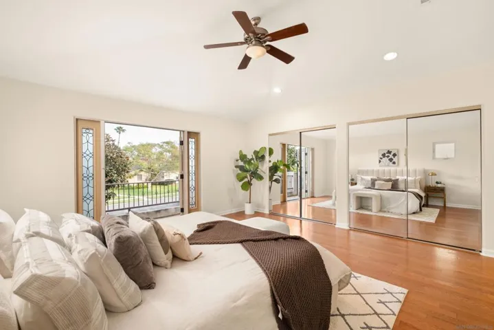 438 H, Coronado, California 92118
