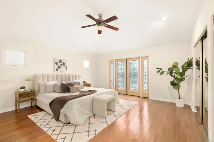 438 H, Coronado, California 92118