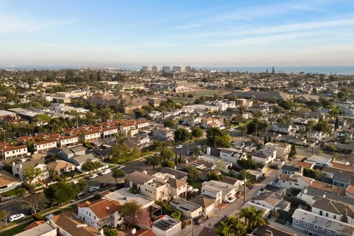 438 H, Coronado, California 92118